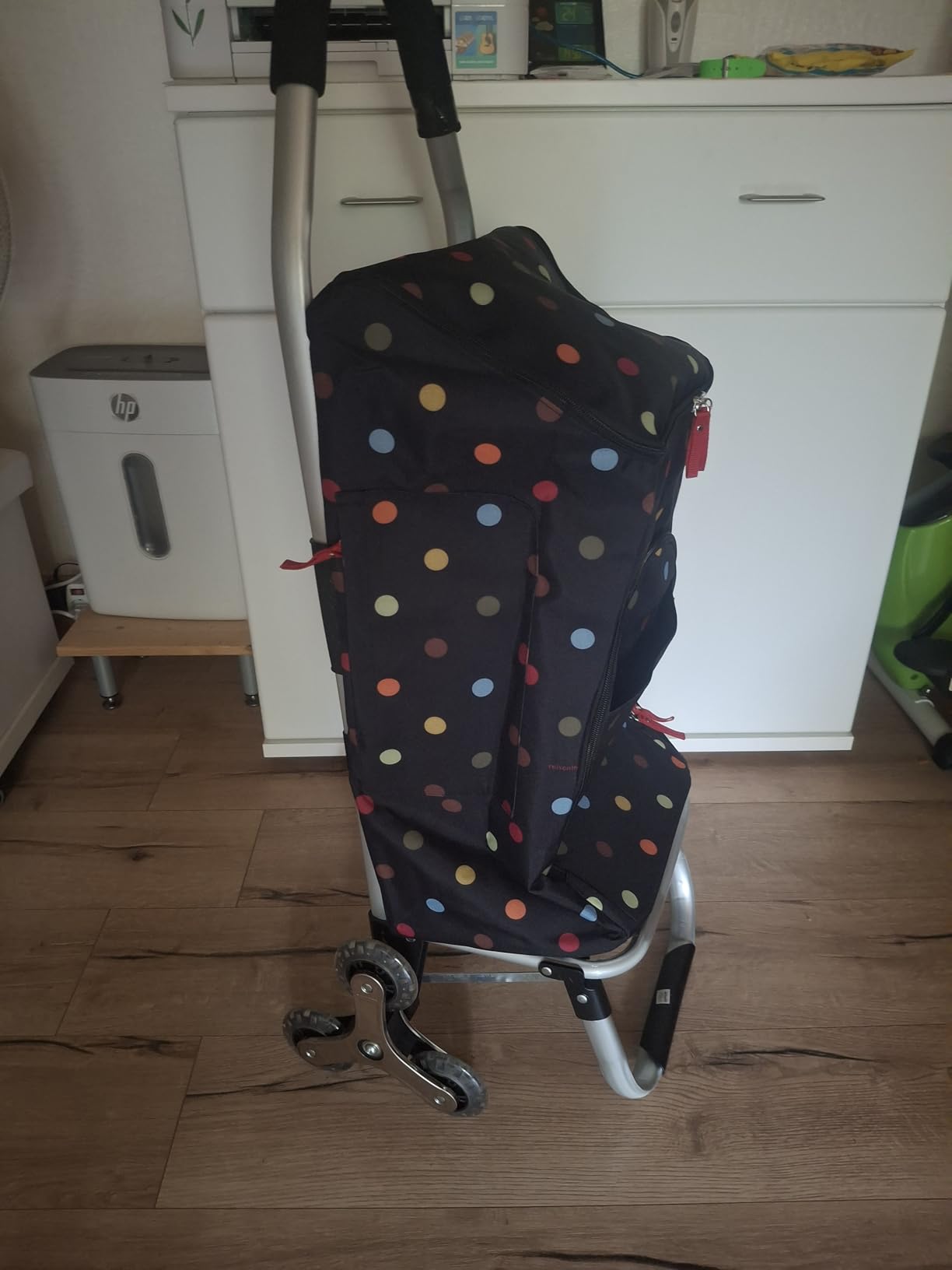 Solide, aber kein Rack dabei