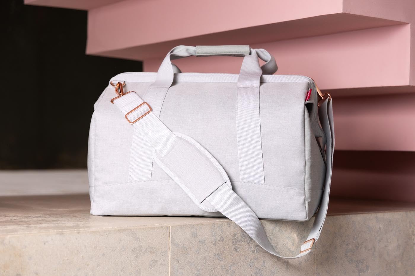 reisenthel-allrounder-l-twist-sky-rose-ger-umige-multifunktions-reisetasche-mit- image 8
