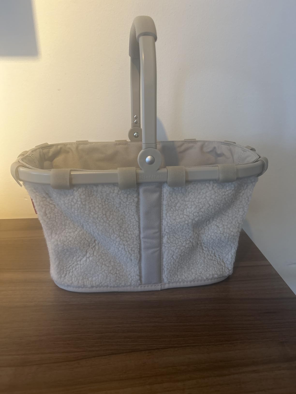 Tolles Design, gewöhnungsbedürftige Größe