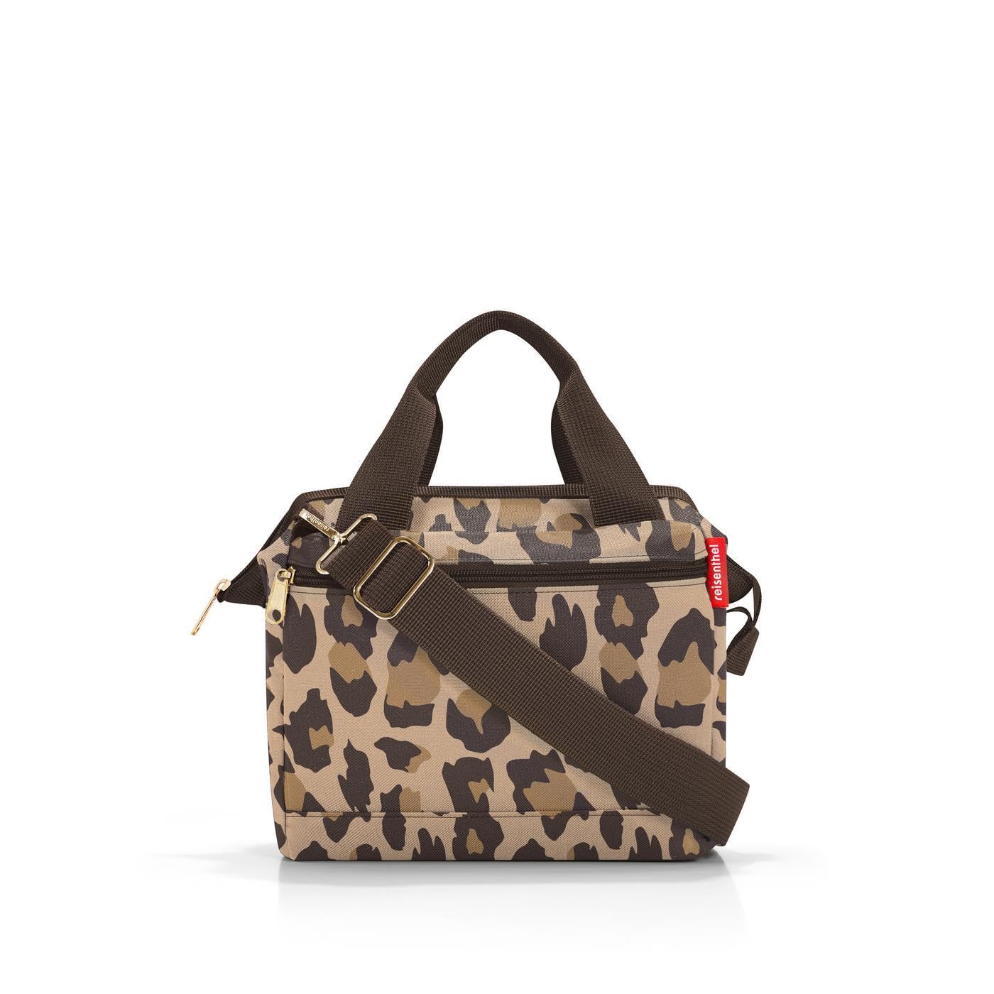 reisenthel-allrounder-cross-schwarz-kleine-crossbody-bag-aus-recyceltem-pet-wass image 8