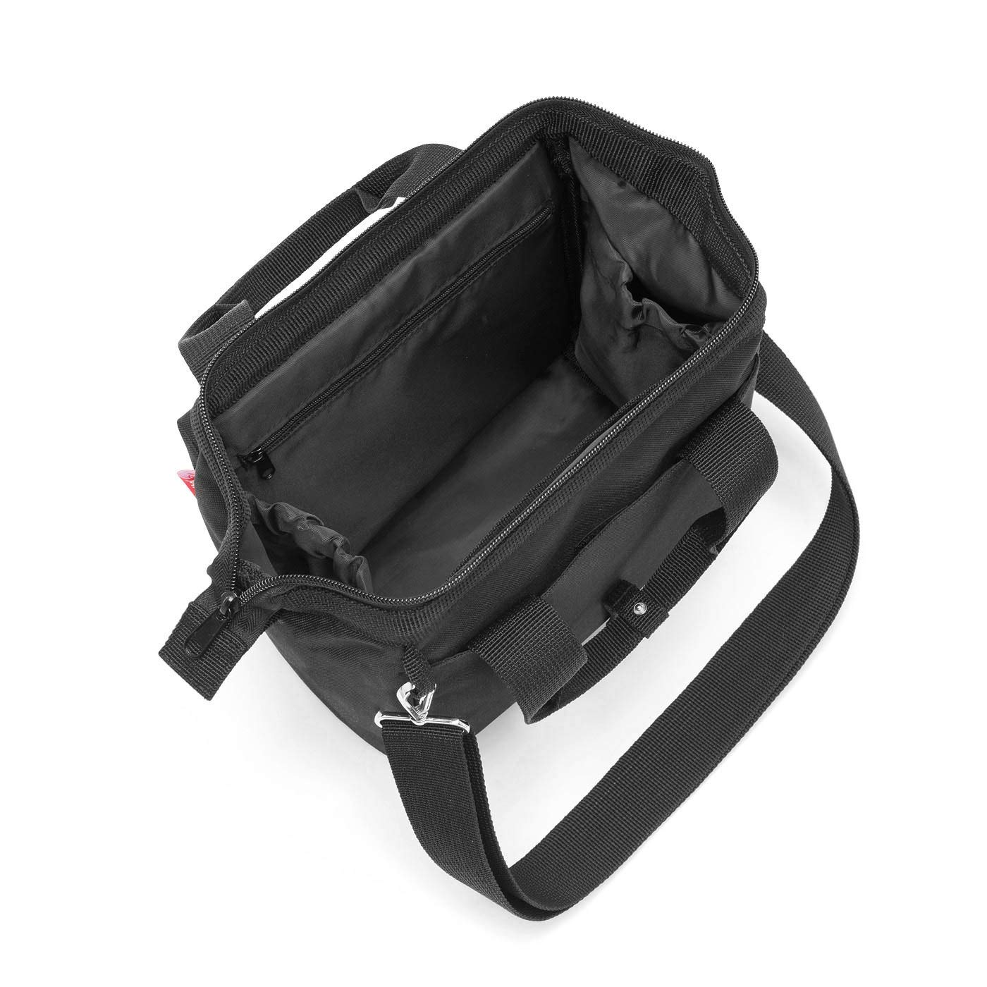 reisenthel-allrounder-cross-schwarz-kleine-crossbody-bag-aus-recyceltem-pet-wass image 3