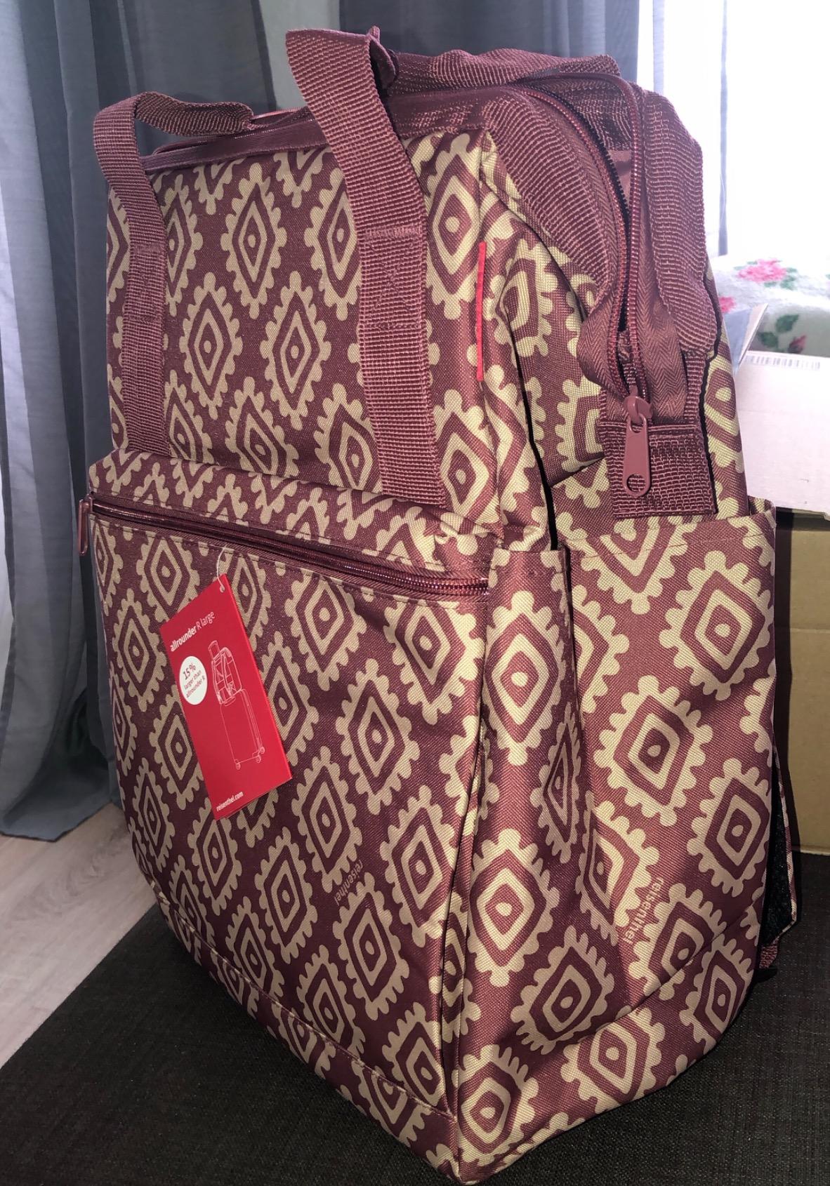 Perfekter Begleiter für Uni und Reisen